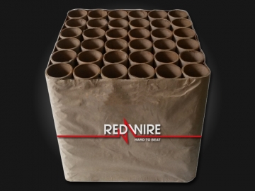 Professional fireworks cakebox from the brand Red Wire, available at Xena Vuurwerk BV from the Netherlands